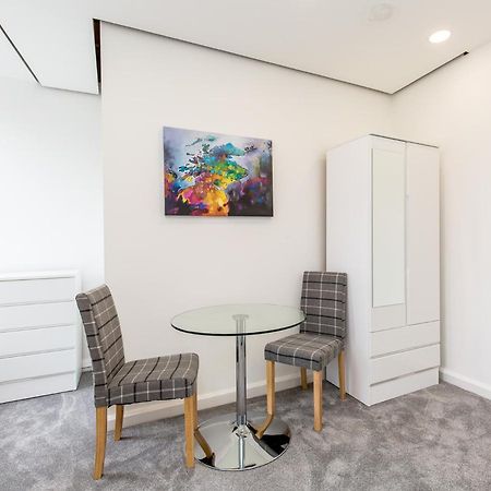 Апартаменты Modern Studio Next To Edinburgh Castle Экстерьер фото